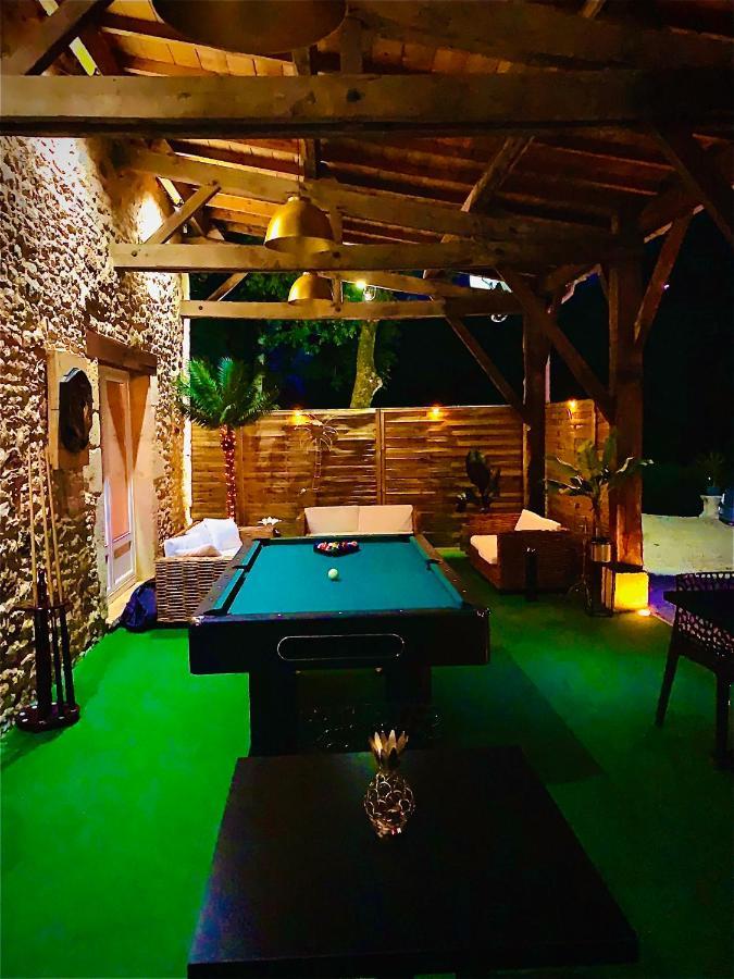 Villa La Biche Au Bois Piscine Chauffee Jacuzzi Cazals  Exterior foto